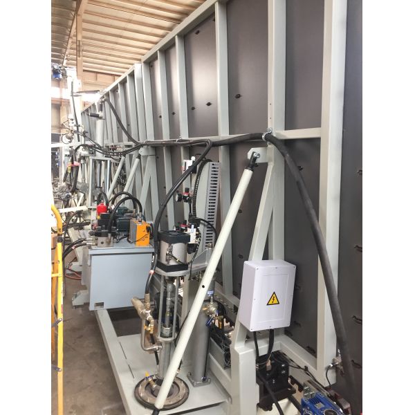 Heavy Duty Vertical Insulating Glass Machine , Automatic Glass Machine High Efficiency