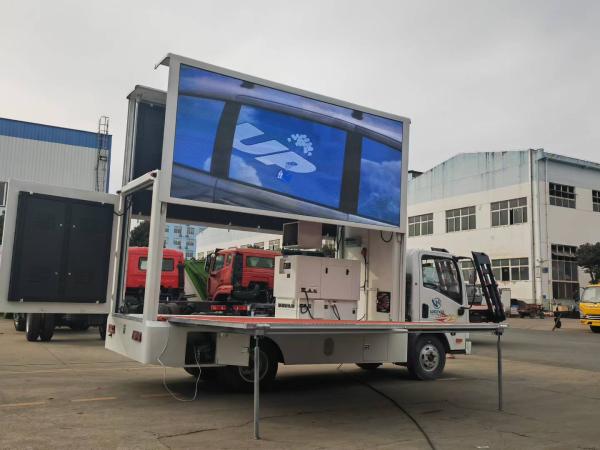 Vehicle Mounted LED Truck Mobile Digital LED Billboard Advertising Truck