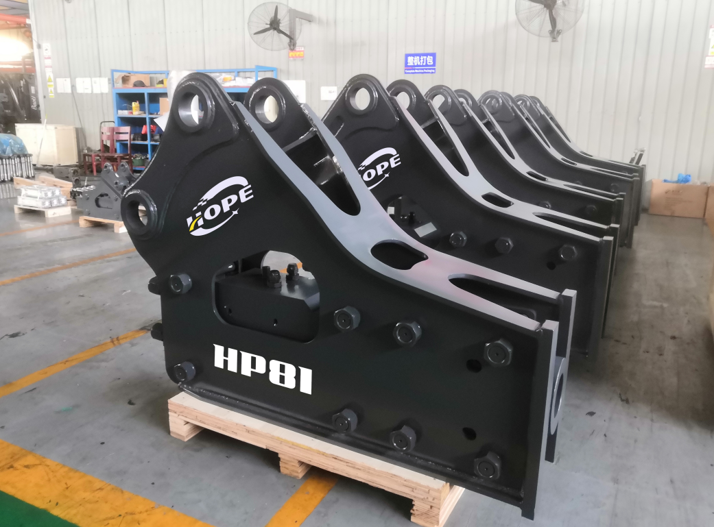 SIDE HYDRAULIC BREAKER ALLOY STEEL 18-26 TON SANY, XCMG AND DOOSAN140