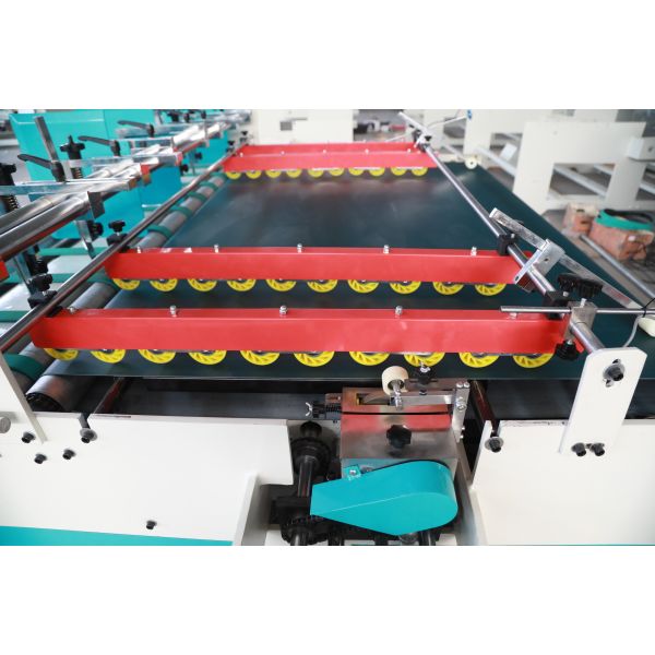 Рифленый тип Semi автоматическая машина прессы коробки коробки Gluer папки
