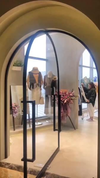 Modern 1.4mm Aluminium Frame Glass Sliding Door Windproof ODM