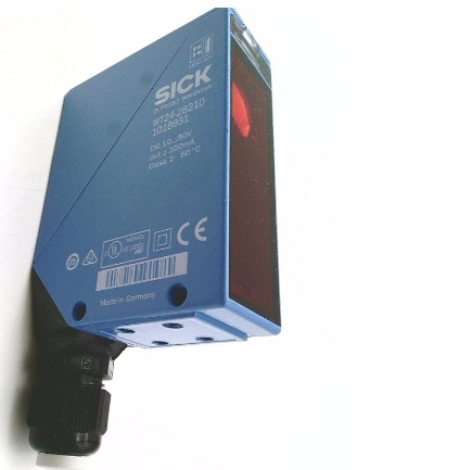 Sick WT24-2B210 Photoelectric Sensor, Diffusion, Background Suppression