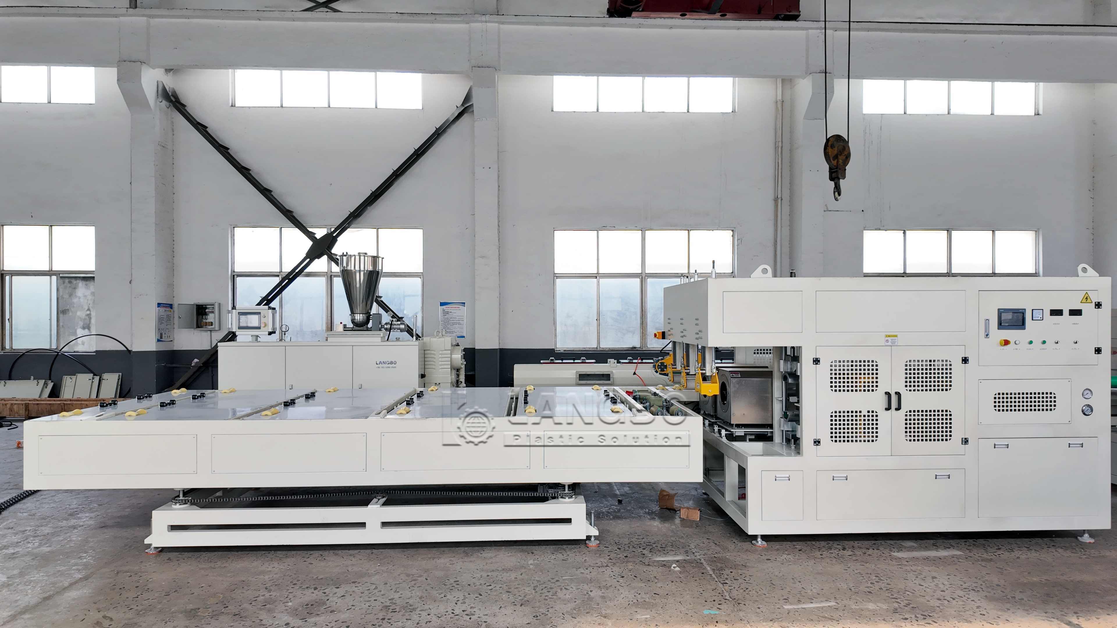 U R Rectangle Square Shape Automatic Plastic UPVC PVC PP Pipe Belling Machine PVC Pipe Tube Expanding Socketing Machine Socket Making Machine