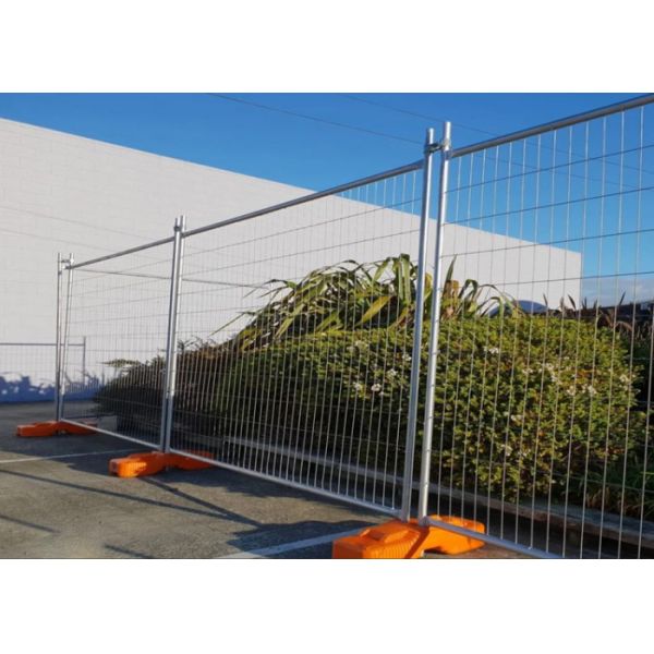 Temporary Steel Mesh Fencing 3mm Wire Diameter PVC Coated Easy Installation