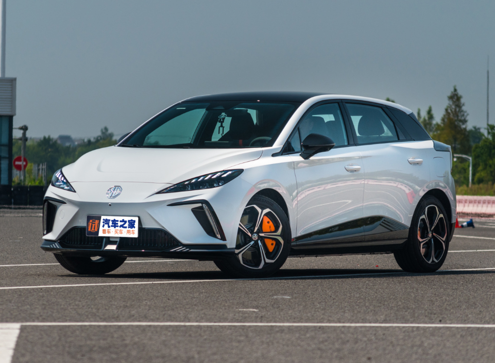 SUV EV Car 4 Wheel Drive versión estándar Pro Mulan RHD MG Vehículo eléctrico 2023 Coches usados