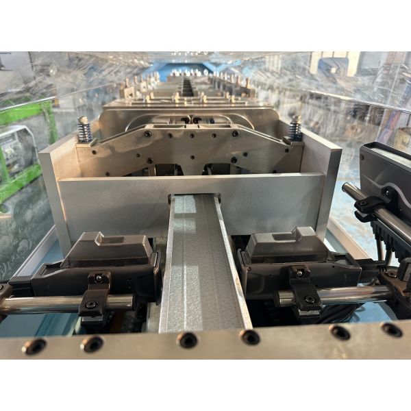 7.5kw C89 Lgs 0,8-1,2 мм C Канал ролл Формирующая машина Robust Для строительства стальных каркасных домов