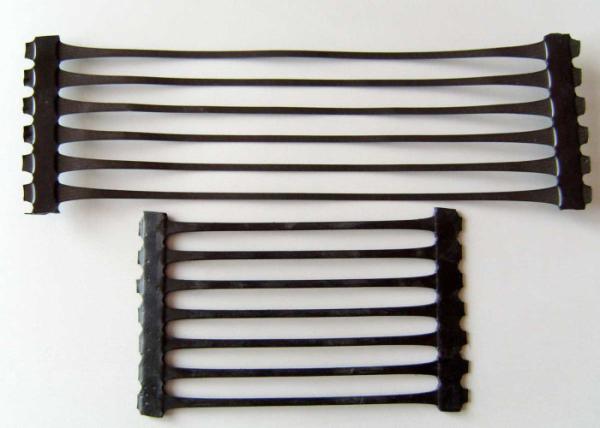 Preto Uniaxial de grande resistência dos PP Geogrid para a parede de retenção, 260KN/M