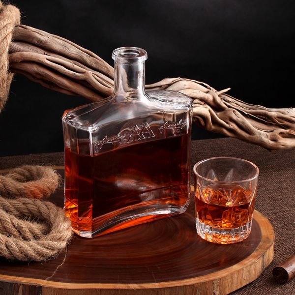 500ml Glass Collar Square Vodka Whisky Bottle Wine Glass Bottle