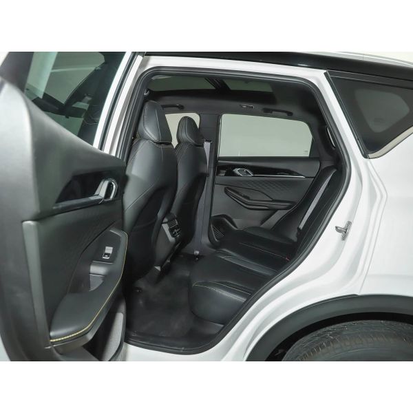 2025 Model Geely Coolray Compact SUV 1.5T Engine 7 Speed Wet Dual Clutch Transmission