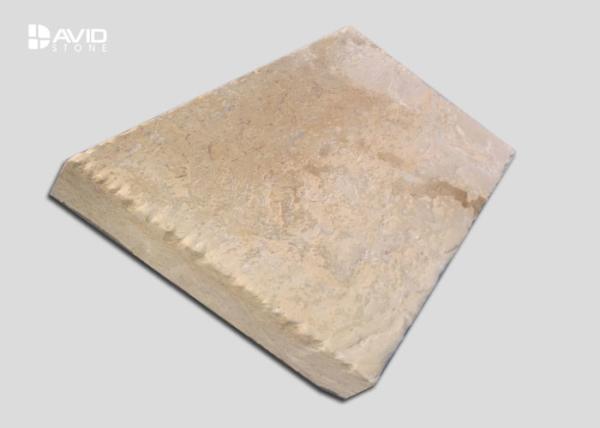 Yellow Natural Limestone Tiles Mild Texture Strong Water Absorption