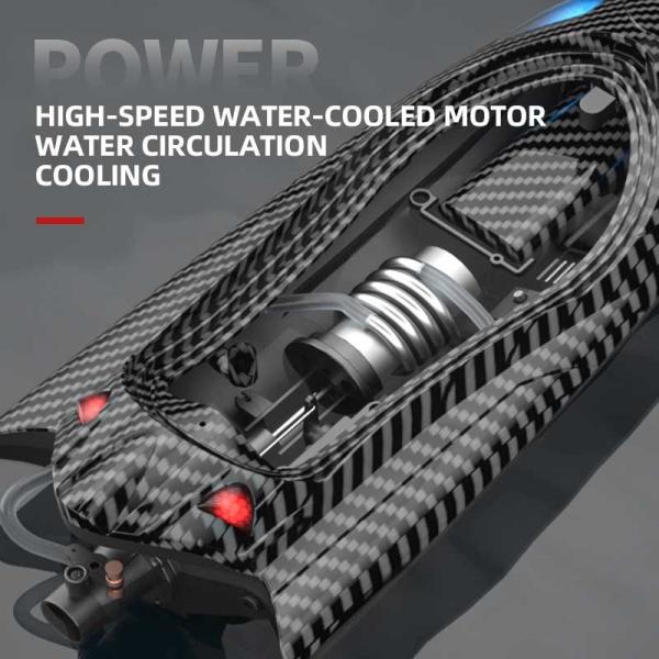 Fy011 Alta Velocidade 25KM/h Barco RC 2.4G Controle remoto Sem lâminas expostas Reinicialização capotada Explosivo e poderoso brinquedo de navio RC