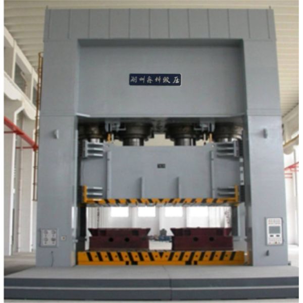 High Efficiency 2000 T Hydraulic Molding Press For Automative Girder