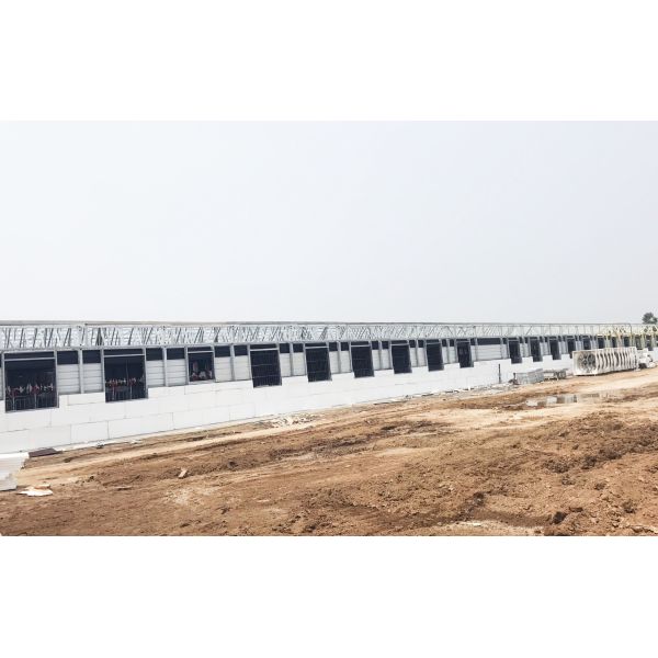 Construcción de un cobertizo de pollo