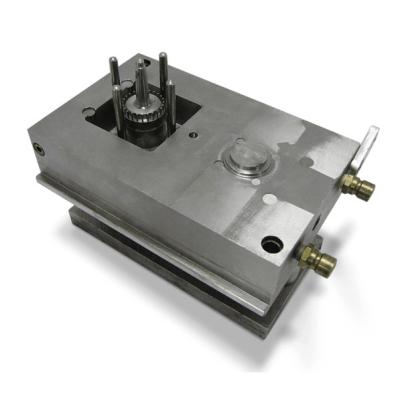 Produto do agregado familiar da modelação por injeção da precisão do molde do cubo de Rubik que dá forma ao modo liso
