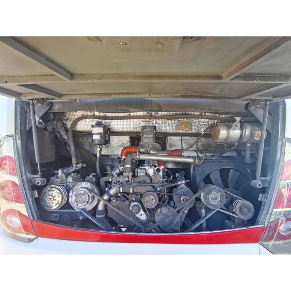 39 тренер используемый местами везет двигатель на автобусе ZK6879 зада LHD использовал автобусы в Бразилии Yutong