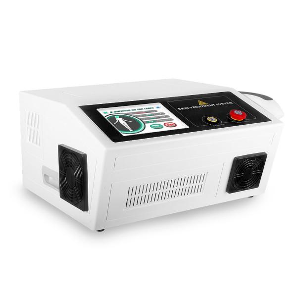 500W Q スイッチされたタトゥー除去レーザーマシン / Nd Yagレーザー 8ns パルス自動水冷却