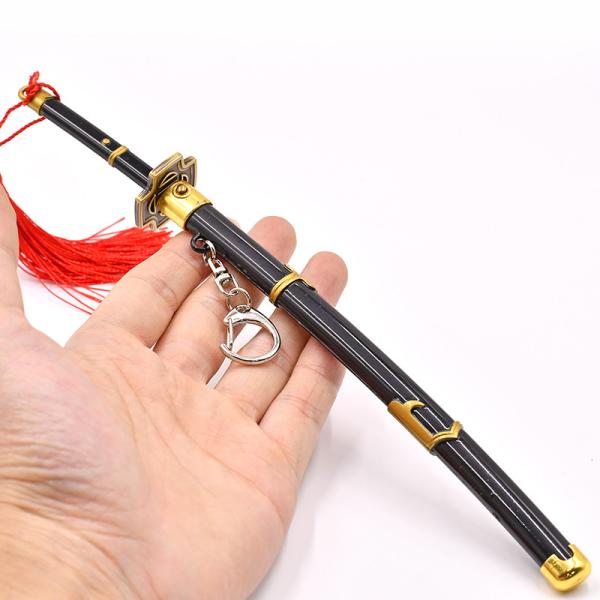 Environmentally friendly Metal Custom Keychains Kanata Cosplay One Piece Yubashiri Game Model Keychain