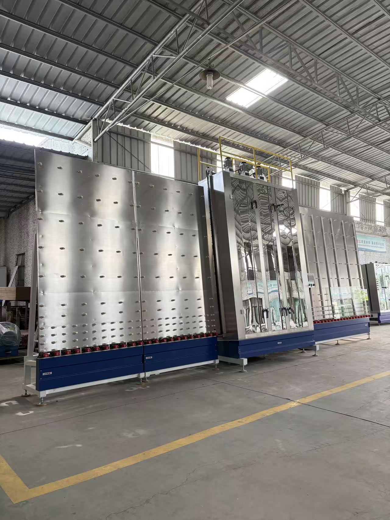 Vertical Glass Washing Machine Constructed from Corrosion Resistant Materials for Extended Service Life