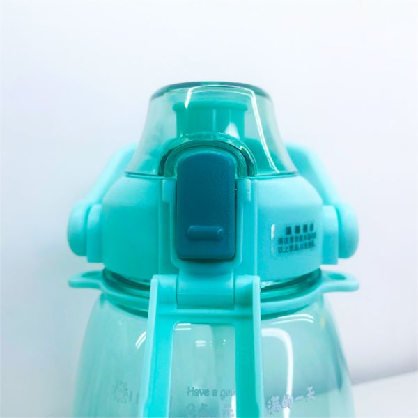 High Appearance Level Large Capacity Plastic Red Sippy Cup Water Bottle for Students