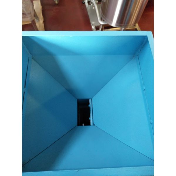 300KG / H Malt Milling Machine Stainless Steel Crusher For 500L Beer Brewhouse Machine