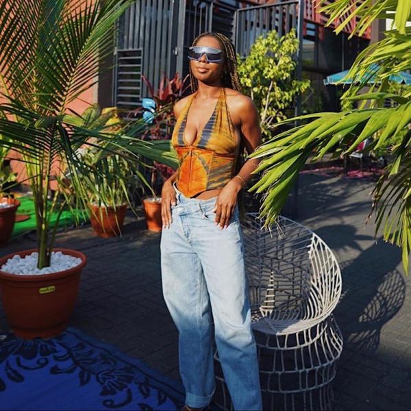 Low Cut Ladies Camisole Tank Tops Hanging Neck Type