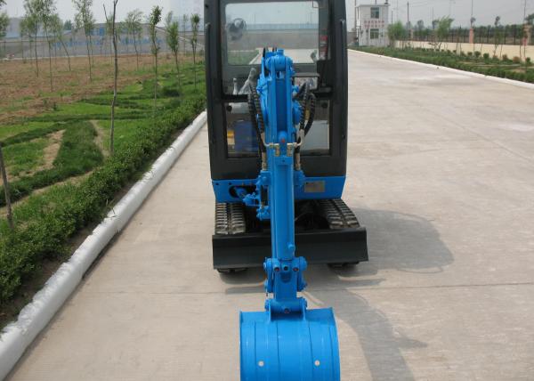 10.9RPM Swing Speed Heavy Equipment Excavator With 20 Mpa Working Pressure