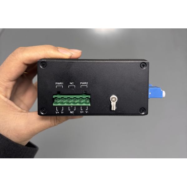 Fiber Optical Bypass Switch with AC/DC Dual Power Input LC/SC Connector and SM/MM Fiber Type for High Reliability