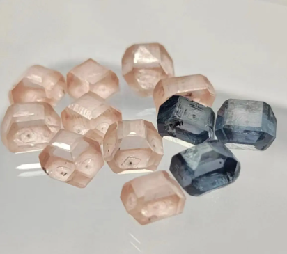 Round Shape Pink Vs Vvs Uncut Rough HPHT Diamond Industrial Grade