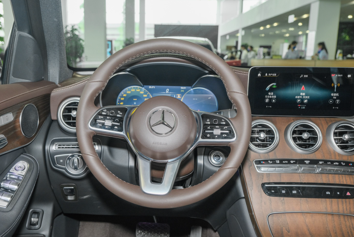 Роскошный Mercedes Benz GLC рестайлинг 3 GLC 300L 4MATIC 5-дверный 5-местный внедорожник