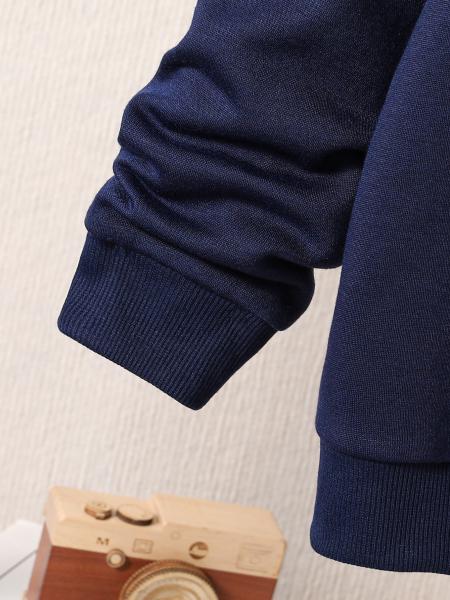 Kid Hooded Collar Daily Wear Hoodies 380gsm With Kangaroo Pocket Design