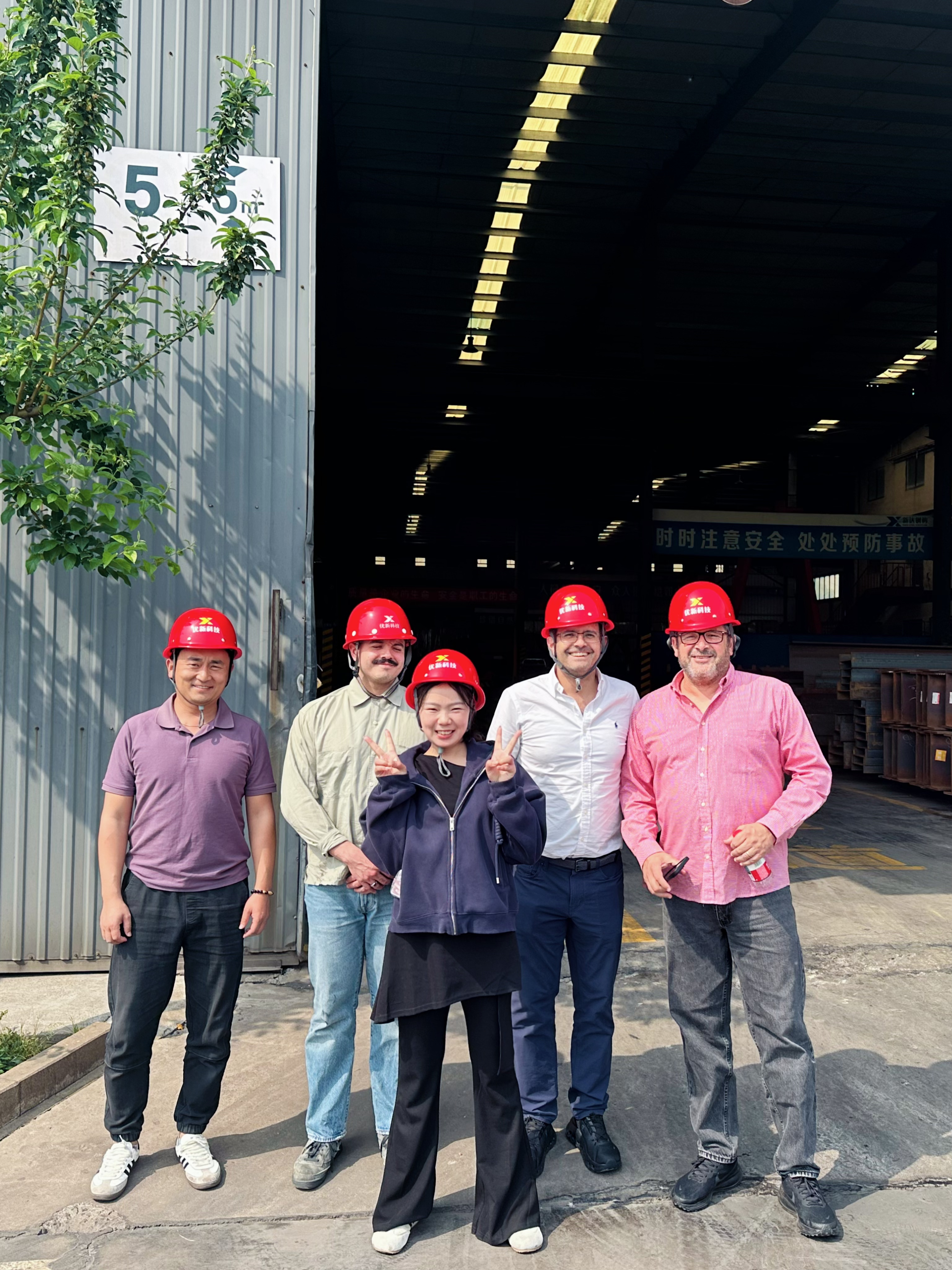 Q235B Q345 Q345B Q235 Steel Fabricated Building Sandwich Panel Corrugated Steel Sheet