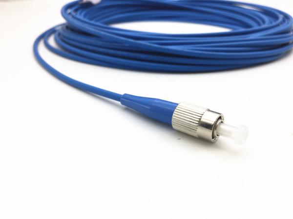 Palavra simples blindada de aço inoxidável 3.0mm do cabo FC-FC do remendo da fibra ótica resistentes à compressão