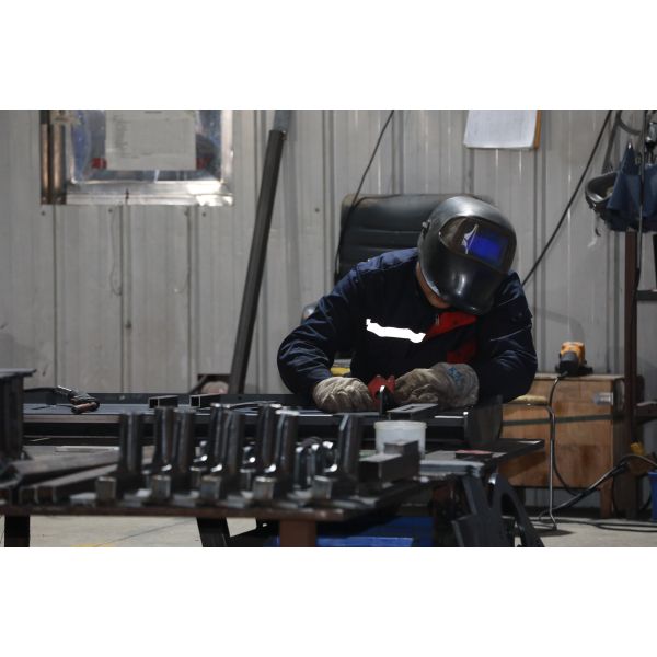 Oil pump bearing seat with black belt pulley, oil pump rotating seat for operation