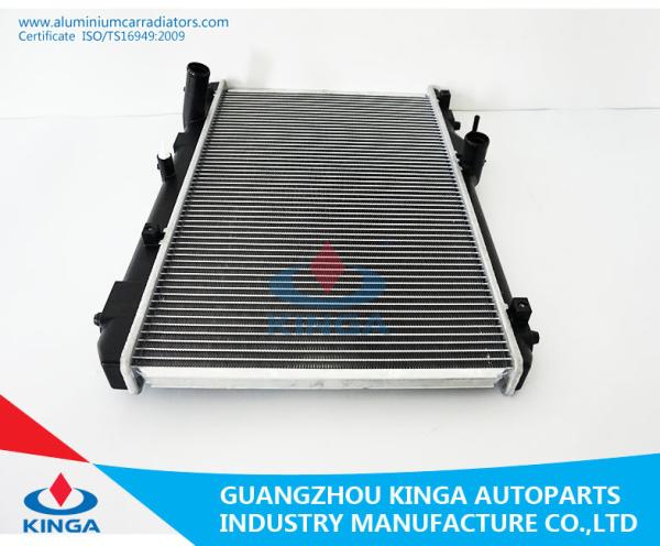 Aluminum and plastic Vehicle radiator for Suzuki SWIFT'05 OEM 17700-63J00