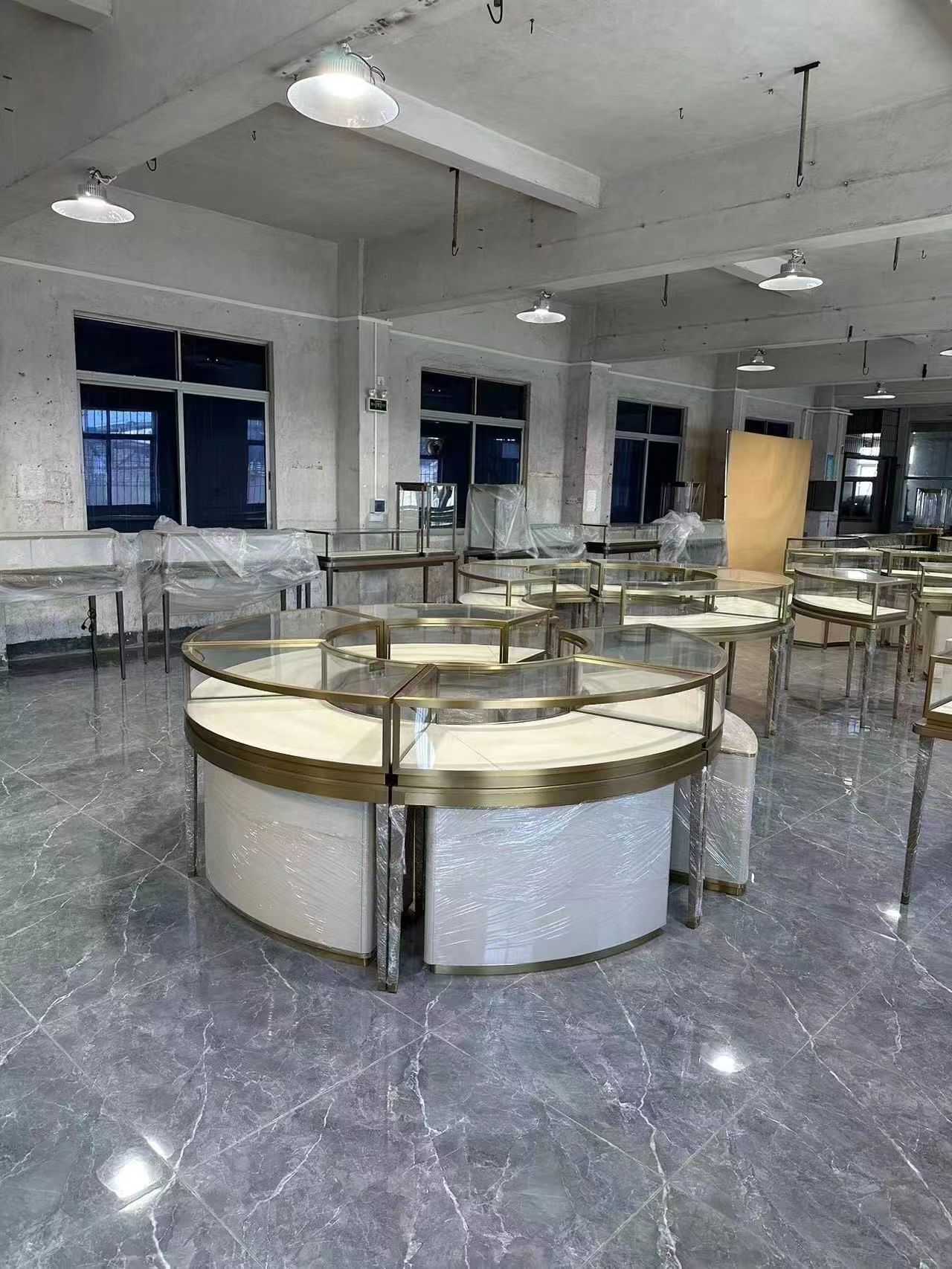 Custom Modern Jewelry Display Showcase Round Counter Top Cabinet