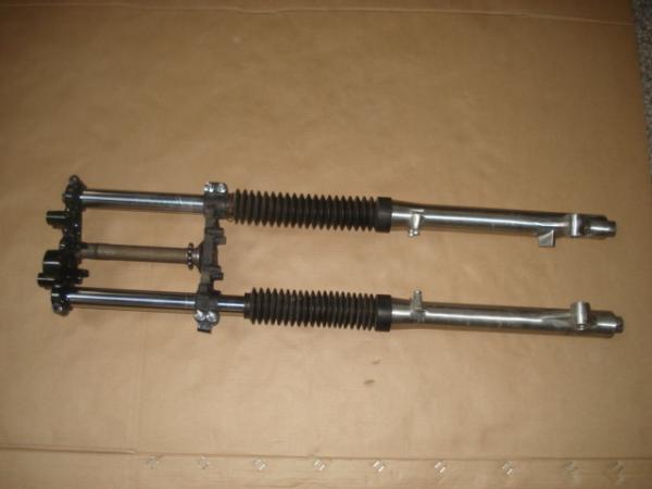 HONDA XL125 XL185s MOTOCROSS MOTORCYCLE MOTORBIKE FRONT SHOCK ABSORBER (DRUM BRAKE)