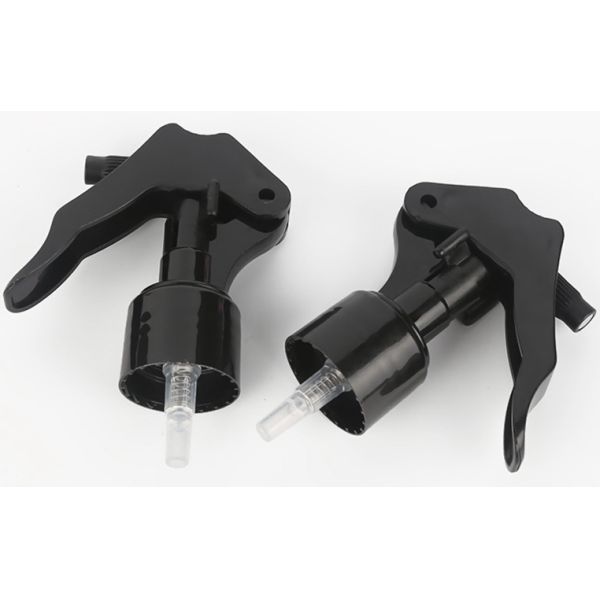 24mm / 28mm Pp Plastic Trigger Sprayers Garden Spray Head Black Color