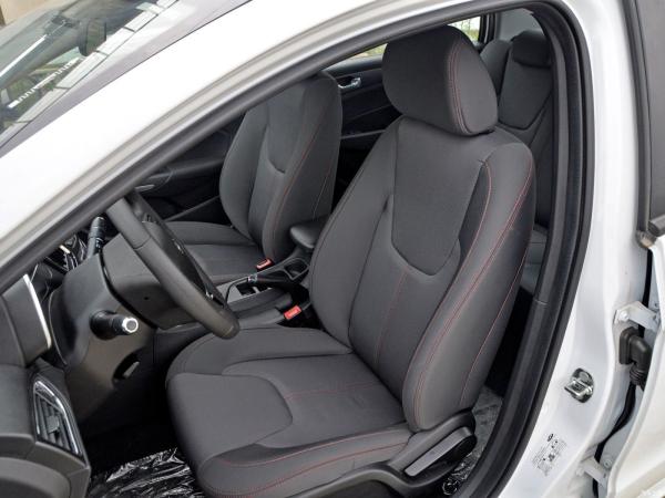 Arrizo5 1.6L CNG Deluxe Modelo Sedan com Serviço de Após-Venda Online/Local e Arrizo5
