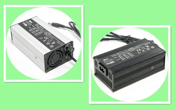 Mini 24 Volts 3 Amps Electric Skateboard Charger With Aluminum Housing 120*69*45 MM