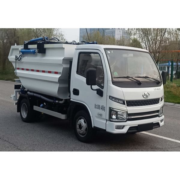 4500kg 3.3m3 Garbage Dump Truck Diesel Powered For Environment Clean