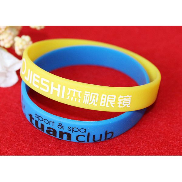 Friendship Engraved Custom Silicone Rubber Wristbands Tear Resistance