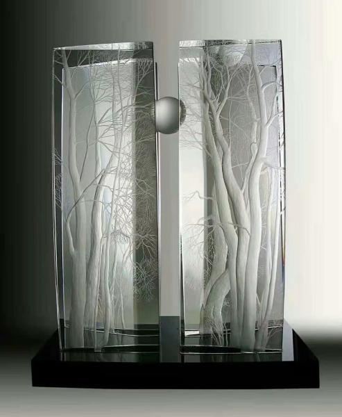 ISO9001 Inner Carved Artwork Etched Ornamental Crystals