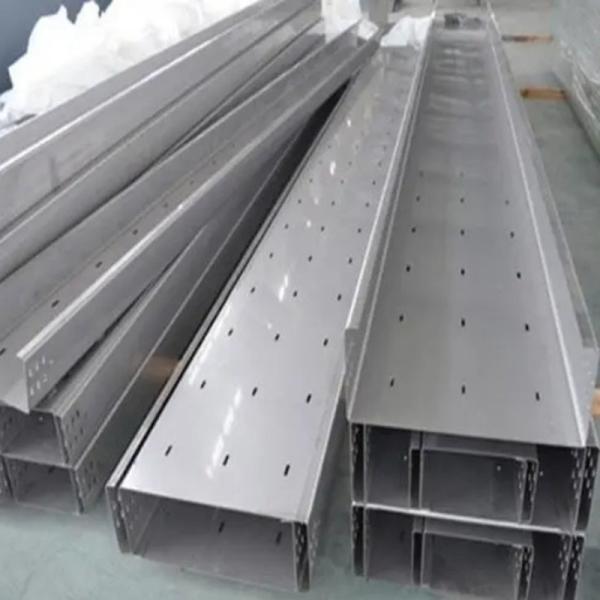 High Grade A Galv Cable Tray Corrosion Resistant Rectangle Shape