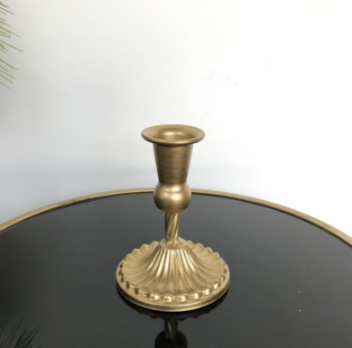 Golden Wear Resistant 0.5KG Nordic Style Candle Holder