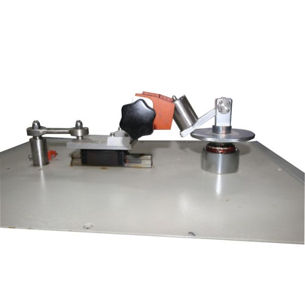 Испытательное оборудование ИЭК, ИЭК60884 штепсельная вилка рукавов изоляции статьи 24,7 прикалывает прибор испытания на абразивное изнашивание