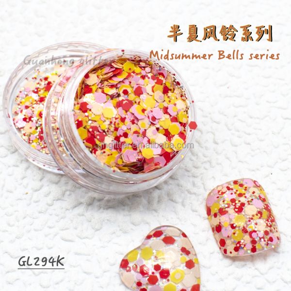OEM Shiny Chunky Polyester Christmas Glitter Mix Powder Solvent Resistance Midsummer Bells