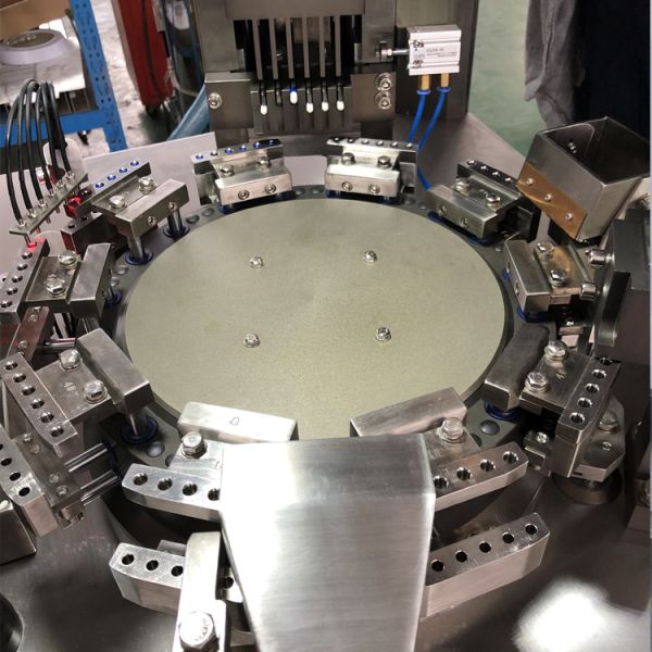 Liquid Capsule Filling Machine with PLC Control