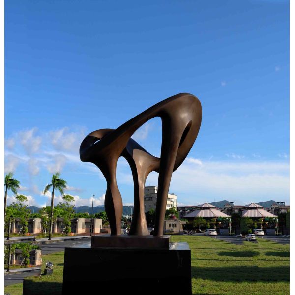 Color Painted Outdoor Bronze Sculpture , Abstract Modern Bronze Sculpture