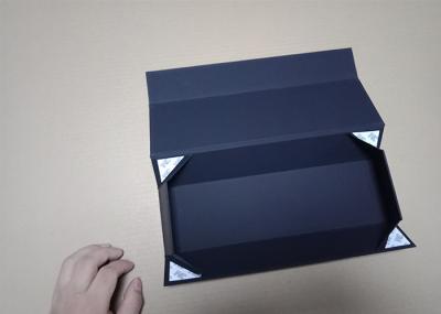 L'aluminium argenté a embouti des boîte-cadeau de paquet de Logo Luxury Magnetic Folding Flat empaquetant la solution