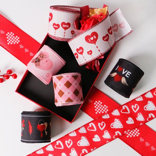 Christmas Decoration 63MM Wired Burlap Ribbon with Sweet Bear Print Wired Ribbon